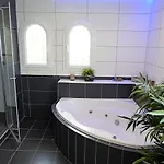 Mas Picton D'hotes Piscine Jardin 10 Min A Pied De La 4* أرجيليه- سور- مير