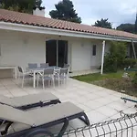 بيت ضيافة Mas Picton D'hotes Piscine Jardin 10 Min A Pied De La 4*