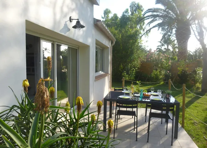 Maison d'hôtes Mas Picton D'hôtes Piscine Jardin 10 Min à Pied De La 3*